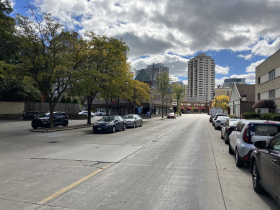 1709-1723 N. Farwell Ave.