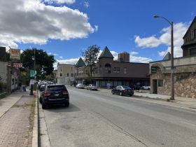 1709-1723 N. Farwell Ave.