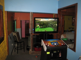 A video Country Club membership is available for all who call at The Curve Bar.