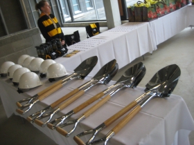The silver shovels.
