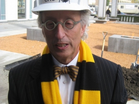 Barry Mandel.