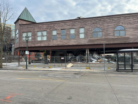 Demolition of Farwell Point Building