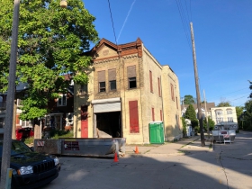 Milwaukee Firehouse Ladder Co. No. 5