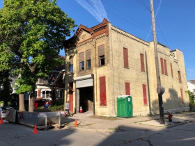 Milwaukee Firehouse Ladder Co. No. 5