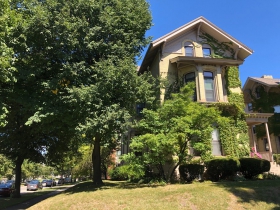 904 E. Pleasant St.