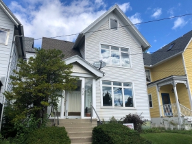 804-806 E. Kewaunee St.