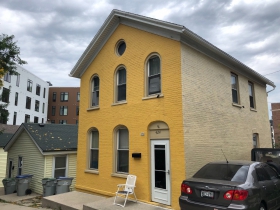 424 E. Lyon St.