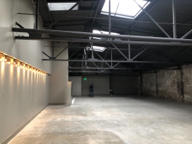 1818 N. Farwell Ave. Interior