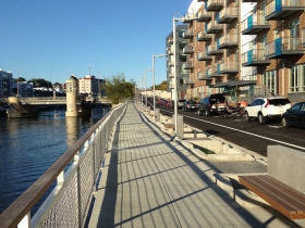 Riverwalk along Silhouette.
