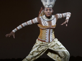 Nia Holloway as Nala in THE LION KING National Tour.