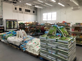 5XEN Super Asian Market Interior