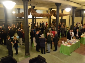Crowd fills the Pritzlaff.