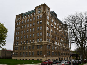 3035 W. Wisconsin Ave.