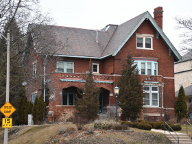 Brumder Mansion