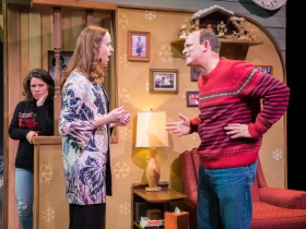 L-R: Sara Zientek as Abby McShane, Laura Gray as Kathleen O’Rourke, Tom Klubertanz as Terry McShane