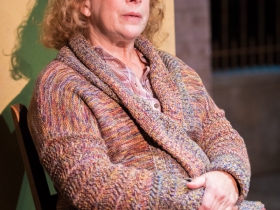 Jenny Wanasek as Betty