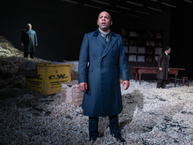 Milwaukee Repertory Theater presents The Lehman Trilogy in the Checota Powerhouse Theater January 13 – February 8, 2026. Pictured L to R: Max Wolkowitz, William Sturdivant, Edward Gero
