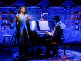 Milwaukee Repertory Theater presents Ain’t Misbehavin’ March 6 – April 26, 2026. Pictured L to R: Amahri Edwards-Jones and William Foster McDaniel