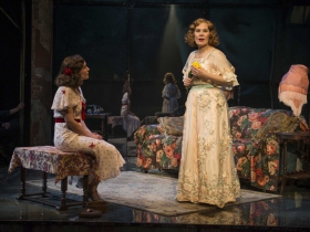 Milwaukee Repertory Theater presents “The Glass Menagerie” in the Quadracci Powerhouse March 7 – April 9, 2017. Featuring Kelsey Brennan, Hollis Resnik.