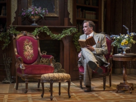 Jonathan Gillard Daly in Milwaukee Repertory Theater’s 2014/15 Quadracci Powerhouse production of Harvey