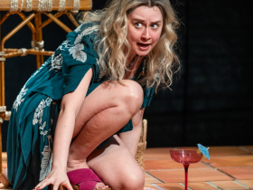 Milwaukee Repertory Theater presents Espejos: Clean in the Stiemke Studio, April 8 – May 11, 2025. Pictured: Dylan Brown as Sarah