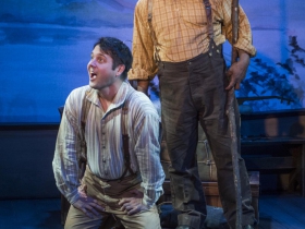 Milwaukee Repertory Theater presents Mark Twain’s River of Song in the Stacker Cabaret from January 18 – March 17, 2019