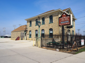 Landmark 1850 Inn