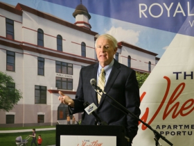 Mayor Tom Barrett