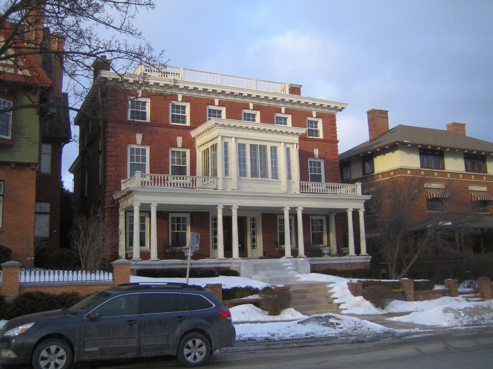 House Confidential: Randy Bryant & Cecelia Gore’s Elegant Mansion