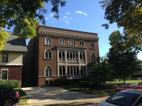 2648 N. Hackett Ave