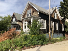 2279 N. Summit Ave.