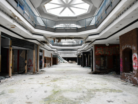 Central Corridor at Northridge Mall