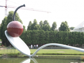 Spoonbridge and Cherry