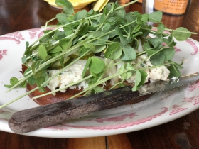 Breakfast at Milktooth