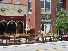 Parklet at Three Lion’s Pub
