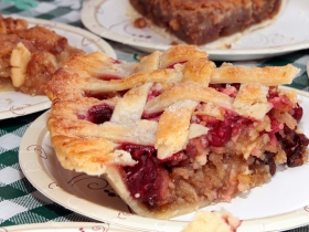 Volunteers from the Wauwatosa Historical Society made delicious pies and other desserts