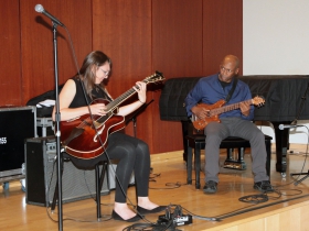 Kevin Eubanks accompanied Jocelyn Gould at the Kevin Eubanks Jazz Master Class