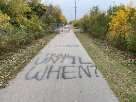 Oak Leaf Trail Closed