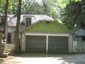 Mary Nohl House garage.
