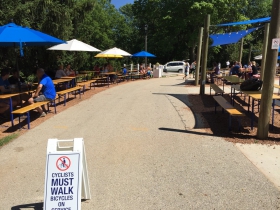 Hoyt Park Beer Garden