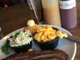 Sliced brisket platter with Mac N Cheese