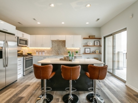 Lake Bluff Condominiums - Unit 425