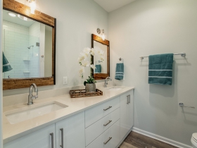 Lake Bluff Condominiums - Unit 425