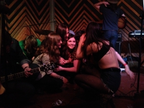 GGOOLLDD. Stage dance.