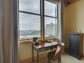 Hansen's Landing - Unit 517