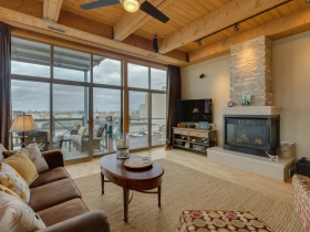 Hansen's Landing - Unit 517