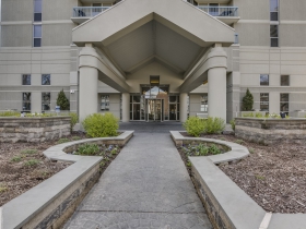 Landmark on the Lake - Unit 2107
