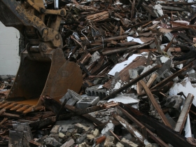 Demolition of the Sydney Hih.