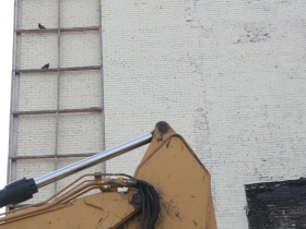 Demolition of the Sydney Hih.