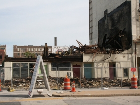 Demolition of the Sydney Hih.